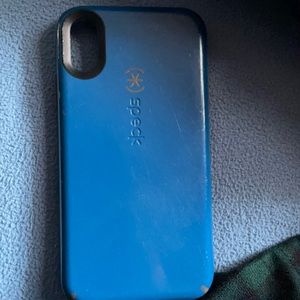 Iphone xr bluish color